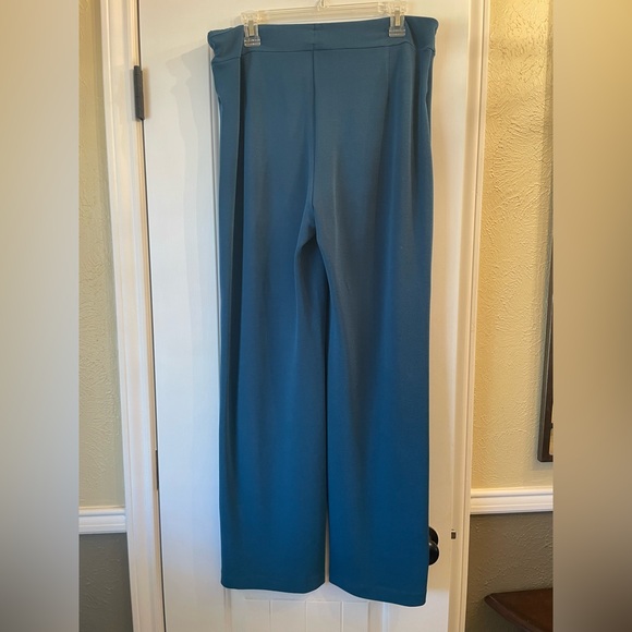 Coldwater Creek teal pantsuit, size L - Picture 8 of 8